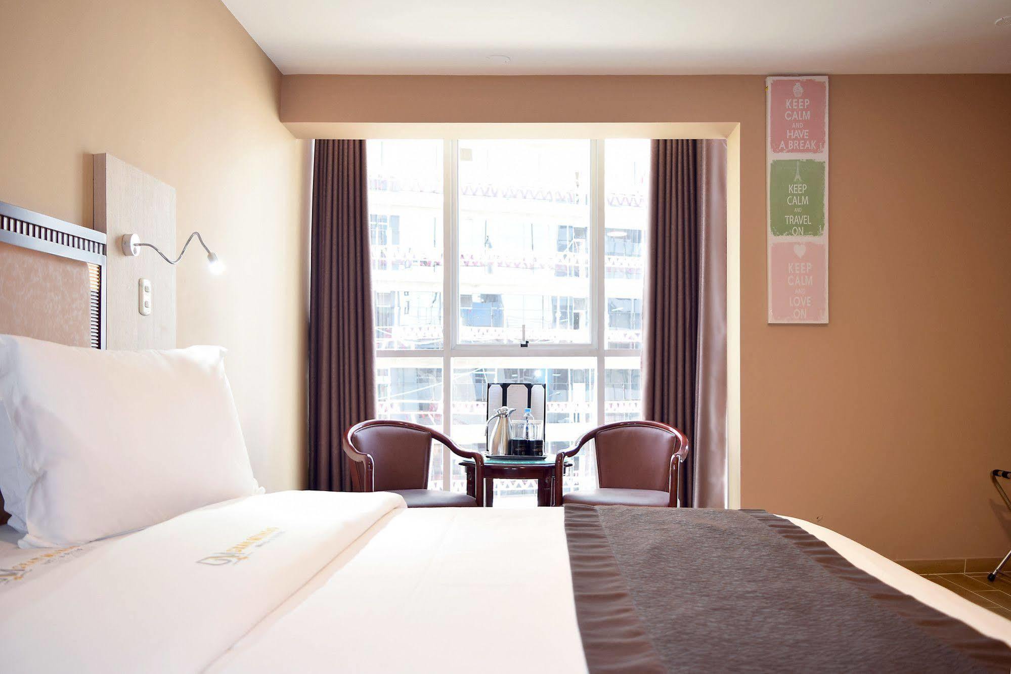 Gran Mundo Hotel&Suites Lima Exterior foto